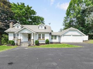 176 Wheeler Rd, Florida, NY 10921