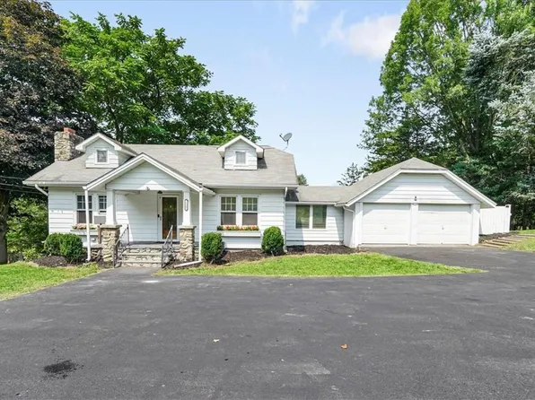 176 Wheeler Road, Florida, NY 10921