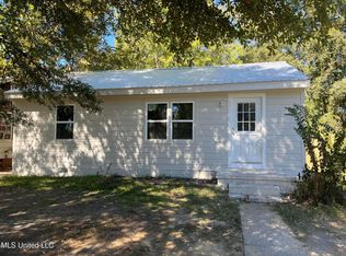 937 Spruce St, Clarksdale, MS 38614