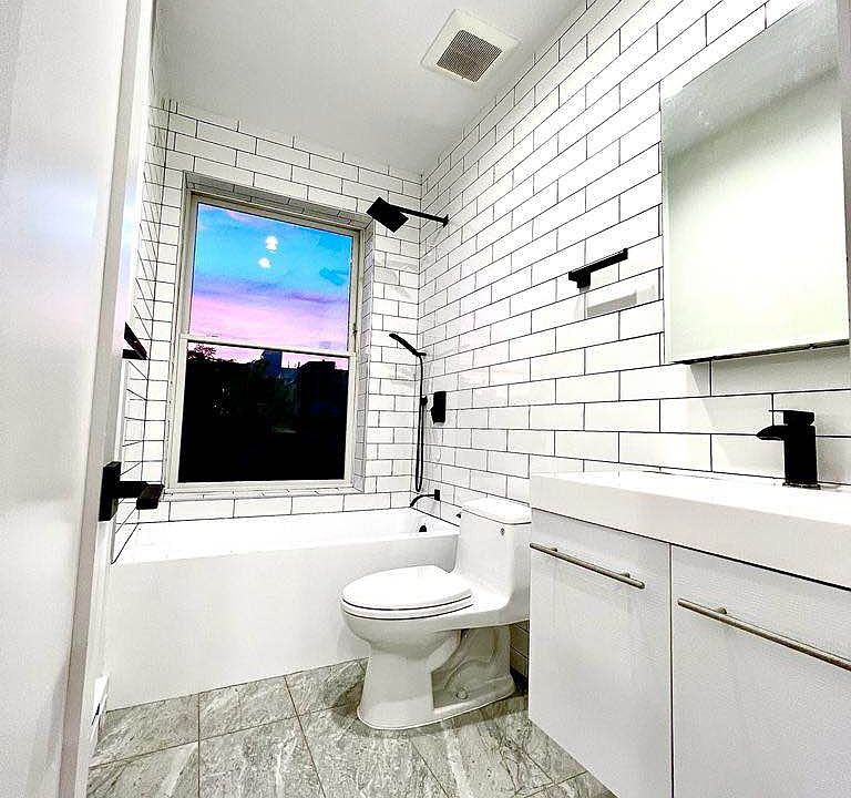 1st image of 455 Lenox Ave #3