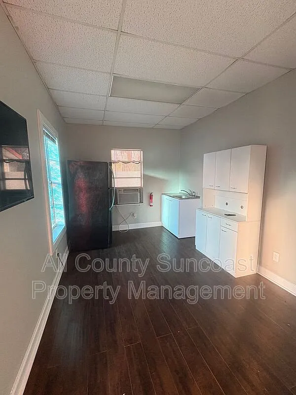 1 bed, 1.0 bath, $595 — Photo 1