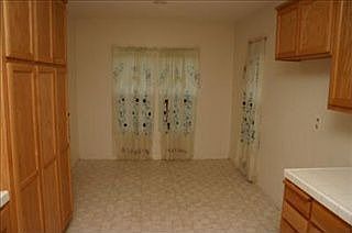5th image of 2033 Saint Salazar Cir