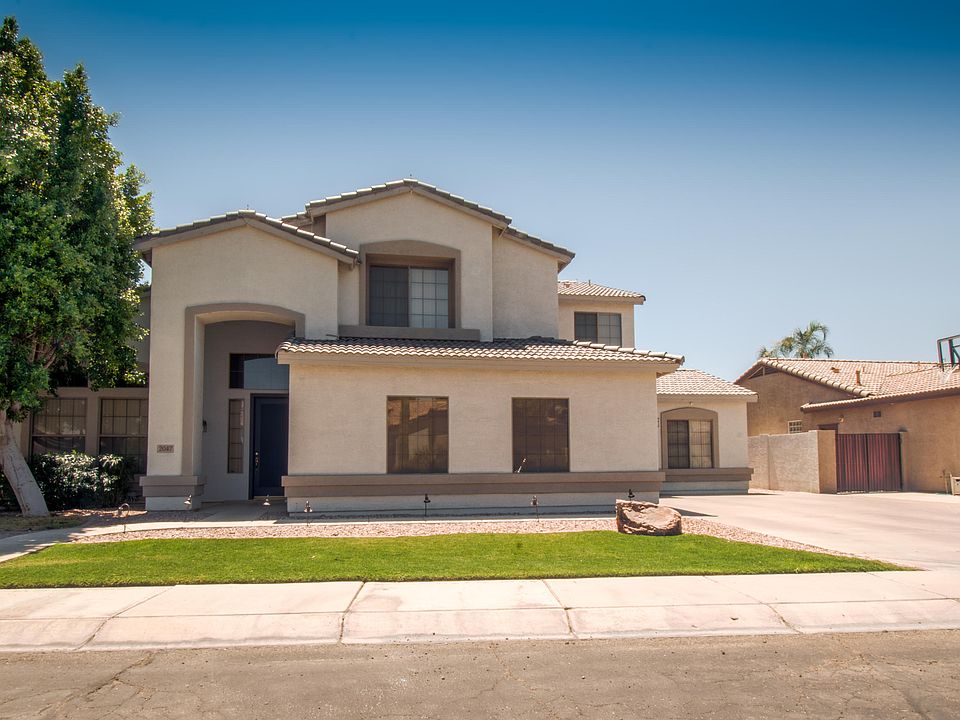 1st image of 2047 W Remington Dr
