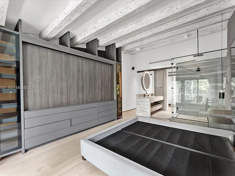 6011 N Bayshore Dr #8-D — Photo 14