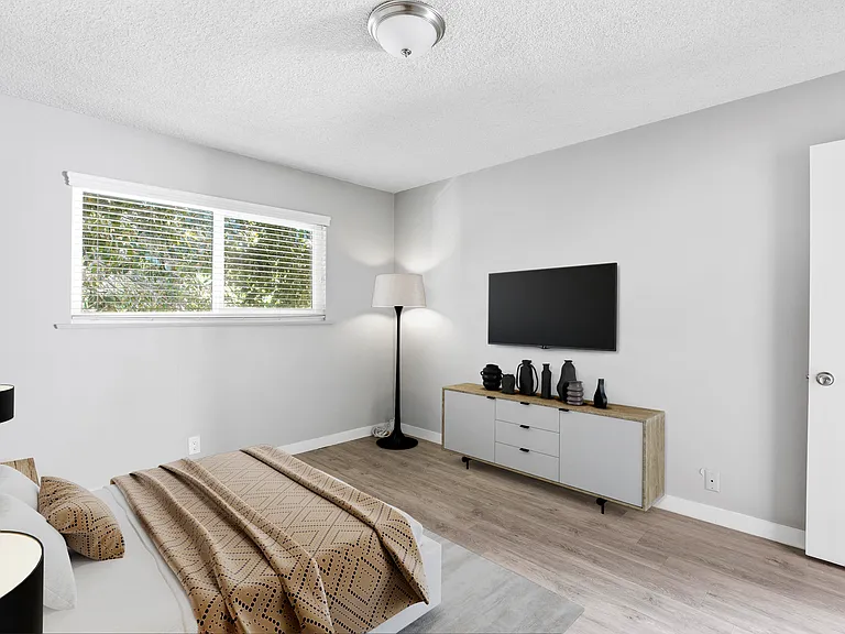Huntington Villas — Photo 15