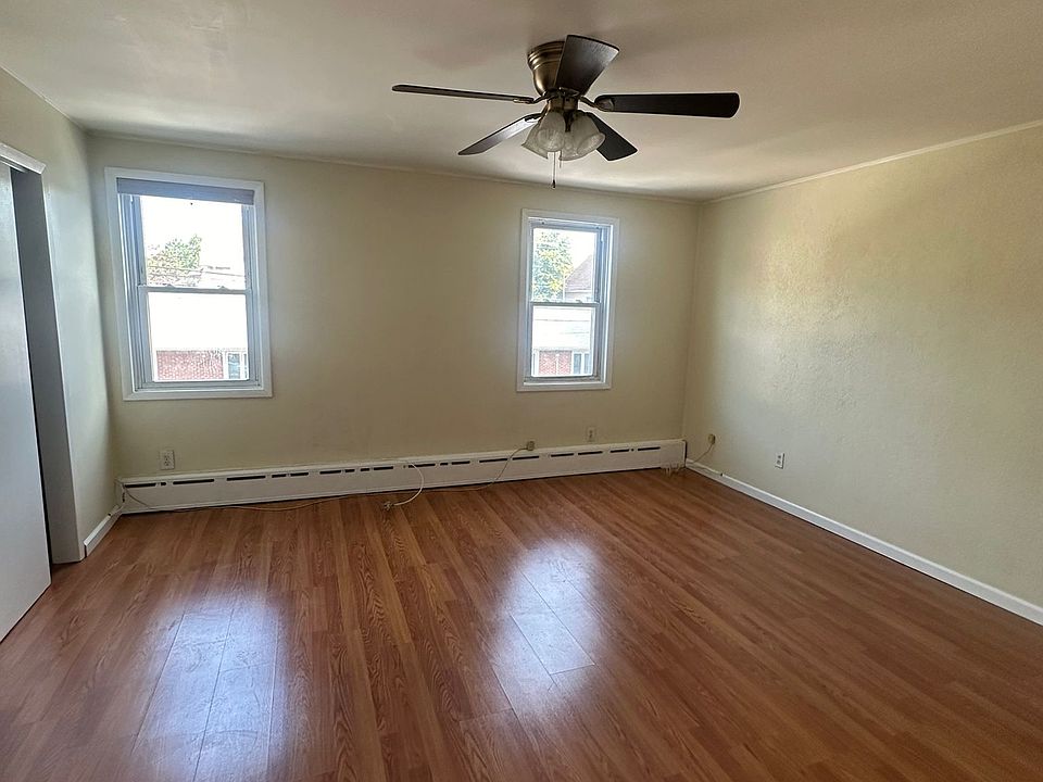 1st image of 341 Heberton Ave #3