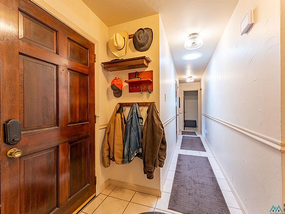 2nd image of 2701 W 23rd St