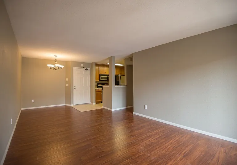 7150 Shoreline Dr — Photo 3