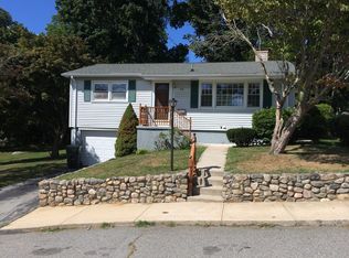 45 Henry St, New London, CT 06320