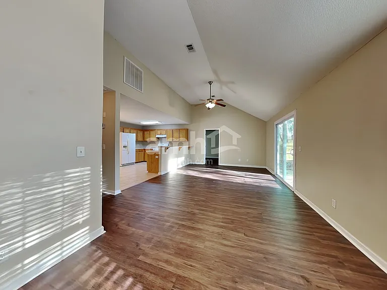 174 Fontenot Dr — Photo 6