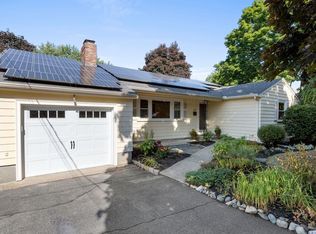 228 Hunting Rd, Needham, MA 02494