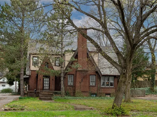1229 Delia Ave, Akron, OH 44320