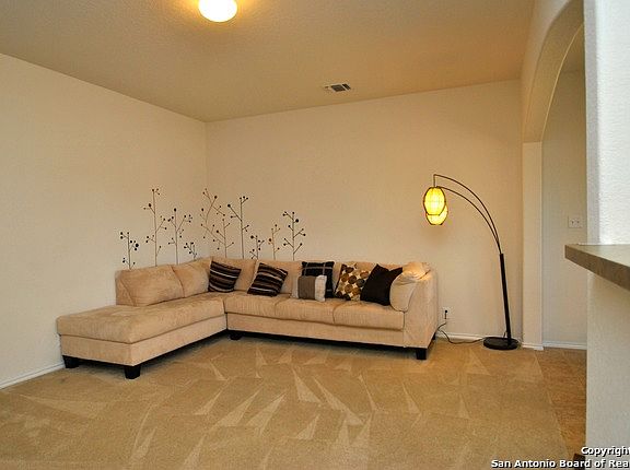5th image of 3915 PARADISO LOOP #3915
