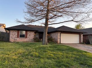 1016 Apollo Cir, Edmond, OK 73003