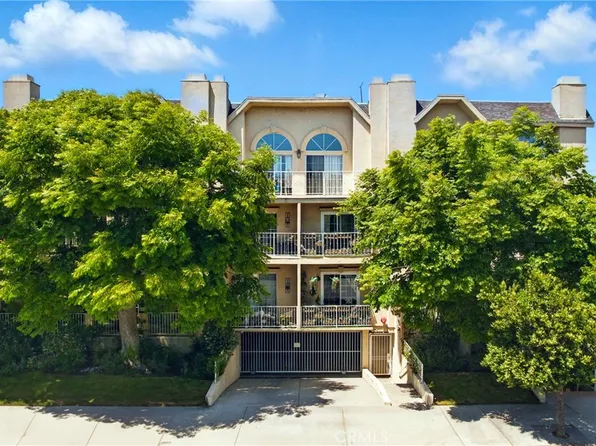 11445 Moorpark St Unit 12, North Hollywood, CA 91602