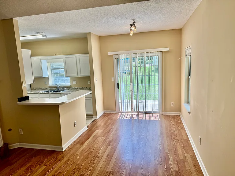 624 N Fairfield Dr — Photo 4