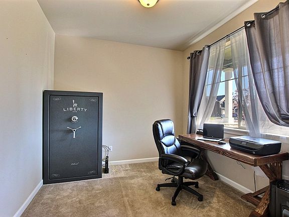 4th image of 15431 Chad Dr SE