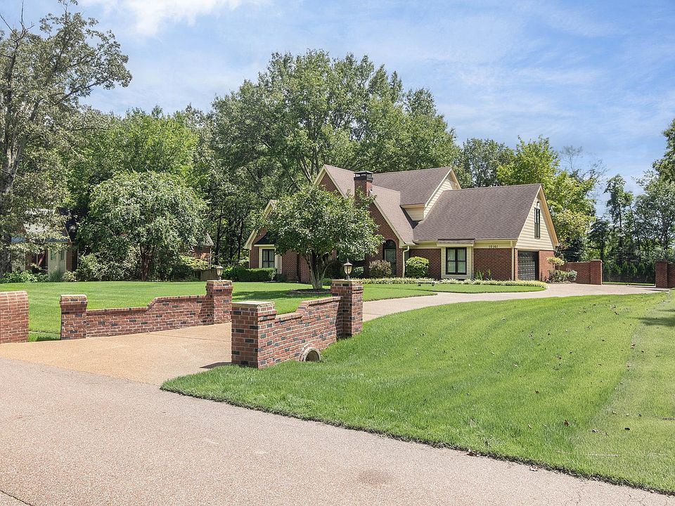 1st image of 10161 Barn Hill Dr