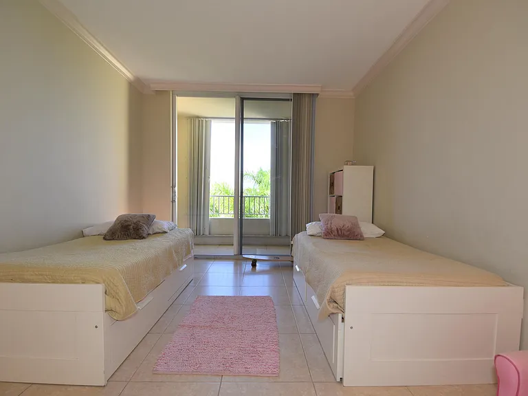 707 Crandon Blvd #Penthouse 8 — Photo 4