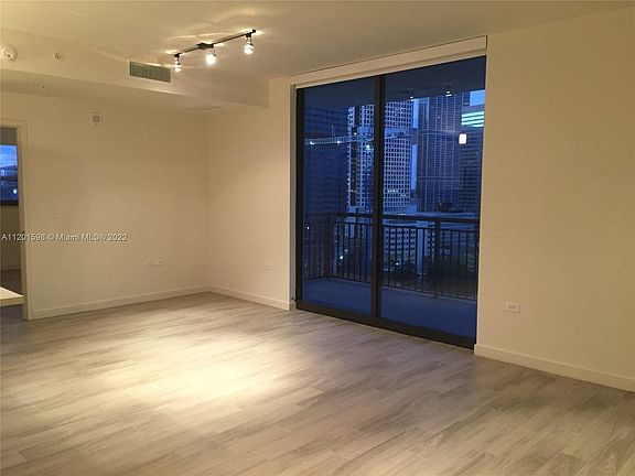 4th image of 999 SW 1st Ave APT 1902