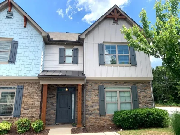 7702 Fawn Cir, Covington, GA 30014