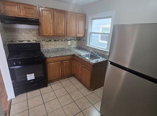 166 Fabyan Pl #1A, Newark, NJ 07112