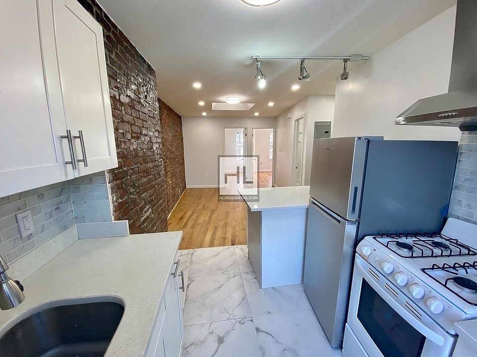 1st image of 4 Wyckoff St #3