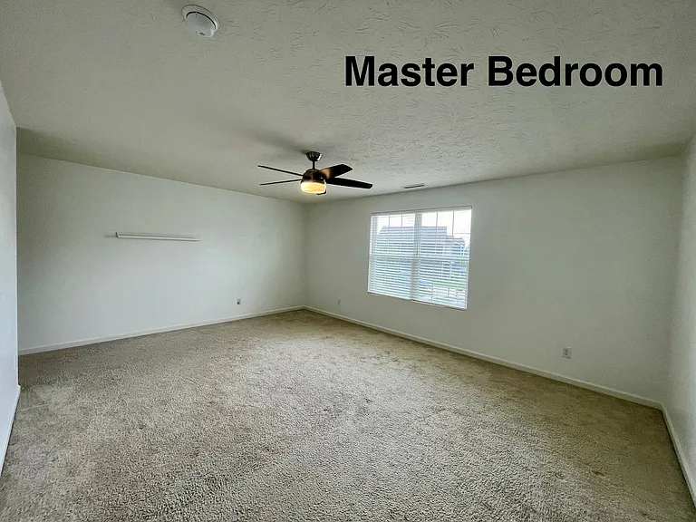 4464 Averly Park Cir — Photo 13