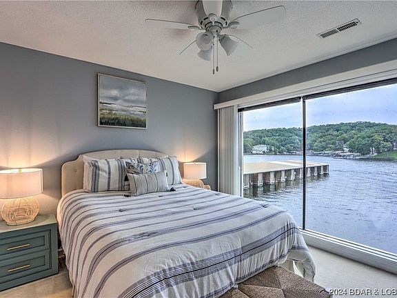 LAKE VIEW BEDROOM SUITE
