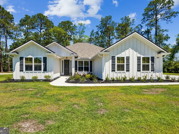100 Carrington Ct, Kingsland, GA 31548