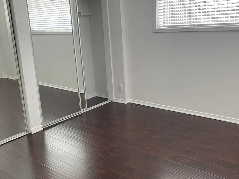 1 Bed + Den