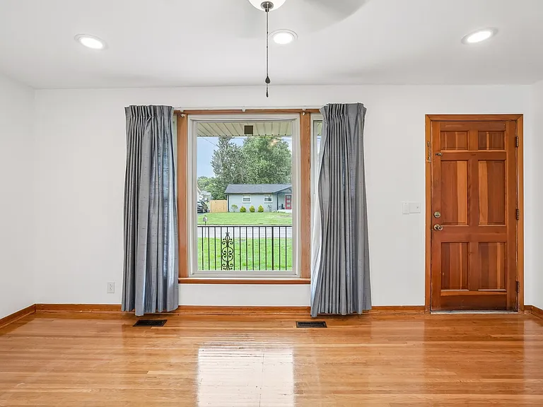 6609 Beacon Ln — Photo 6
