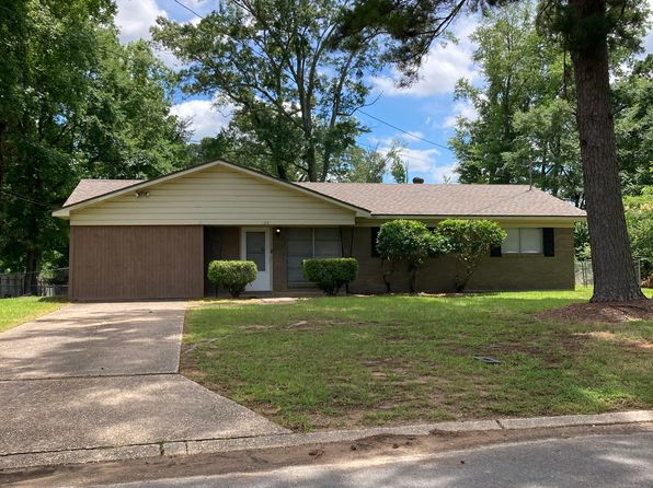125 Flagg Dr