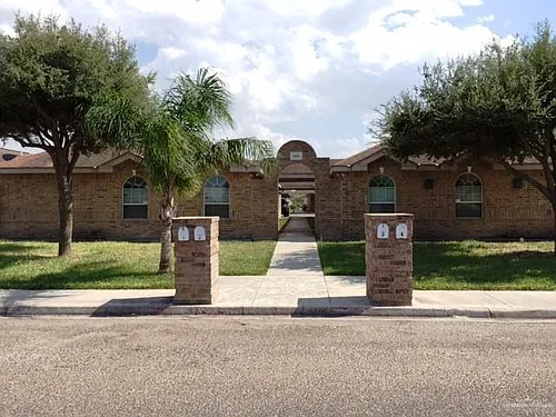 3804 W Zelma St Photo 1