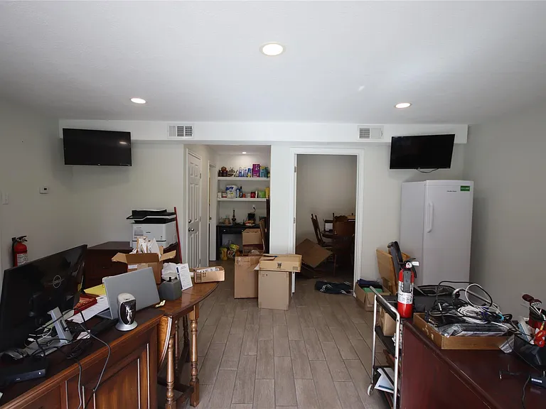 30208 E Geneva Dr — Photo 7