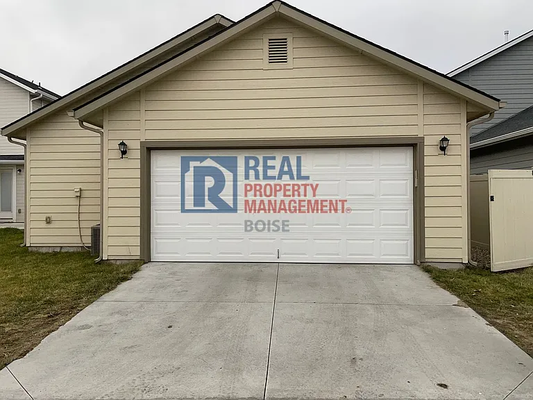 10450 W Bear Lake Dr — Photo 13