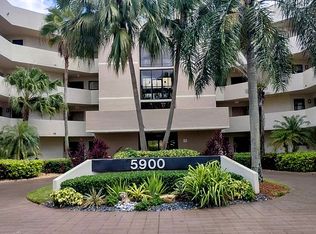 5900 Camino Del Sol APT 207, Boca Raton, FL 33433