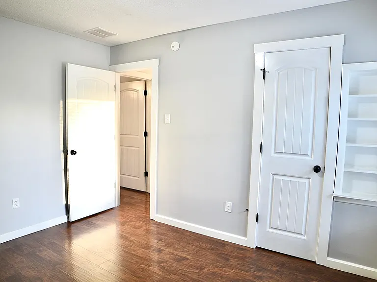 925 Greenview Rd — Photo 19