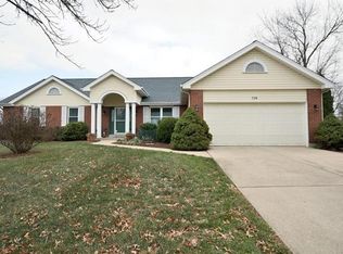 708 Scarlet Oak Dr, Lake Saint Louis, MO
