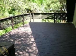 31734 Woodburn, Rockwood, MI 48173