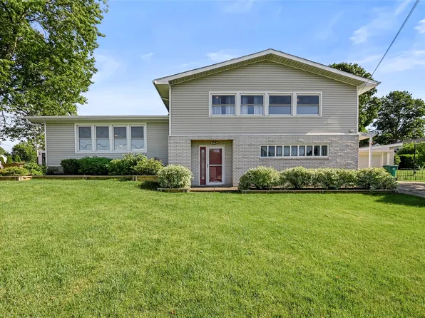 3533 Ridge Pkwy, Erie, PA 16510
