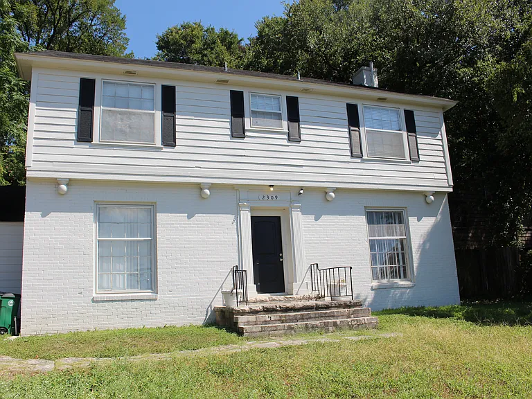 2309 Shoal Creek Blvd — Photo 1