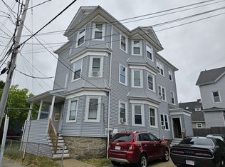 418 Anthony St, Fall River, MA 02721