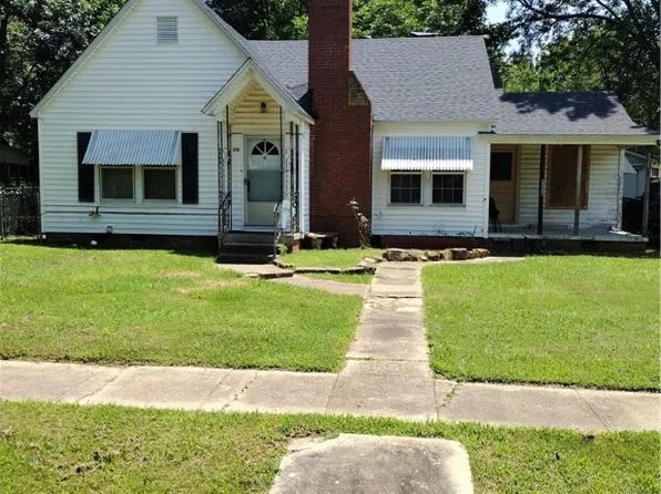 122 N Logan St, Charleston, AR 72933