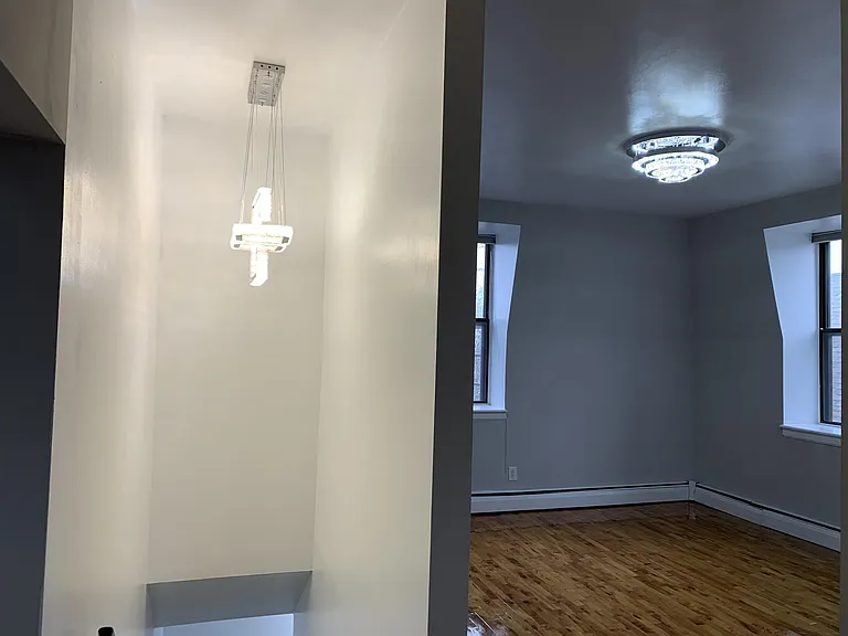 126 Cottage St #4 — Photo 5