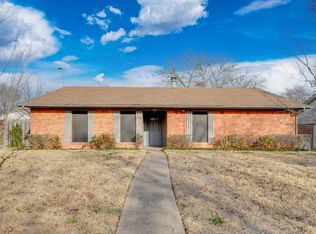 1502 Creekwood Ln, Mesquite, TX 75149