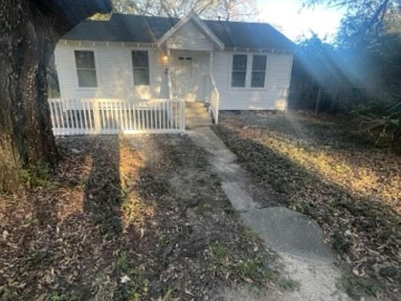 3rd image of 3530 N 38th St