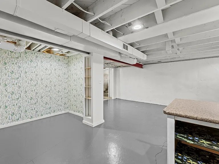 5706 Beverly Ave — Photo 14