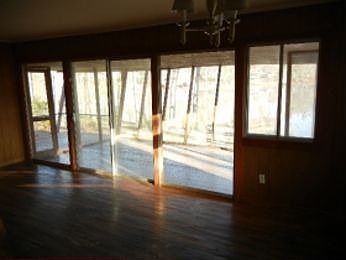2nd image of 545 Greenwood Lake Dr