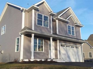 14 Greenfield Ct, New Milford, CT 06776